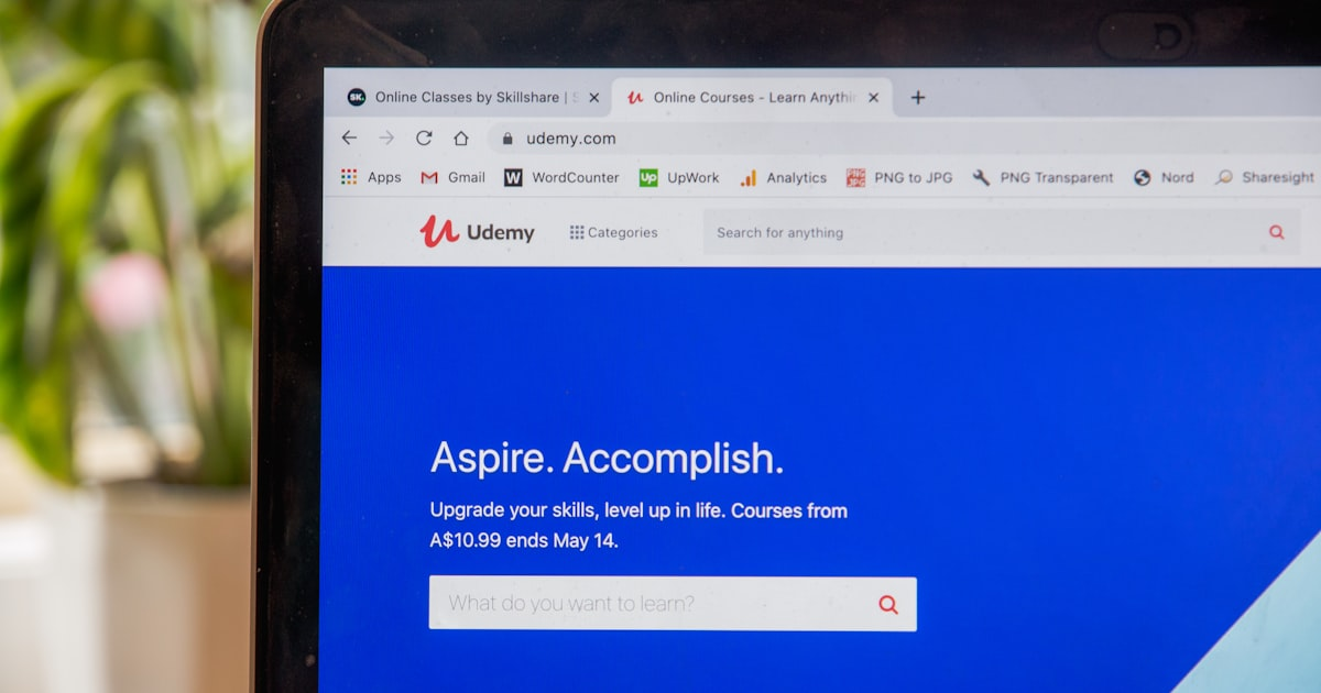 Effective Study Materials for E-Learning